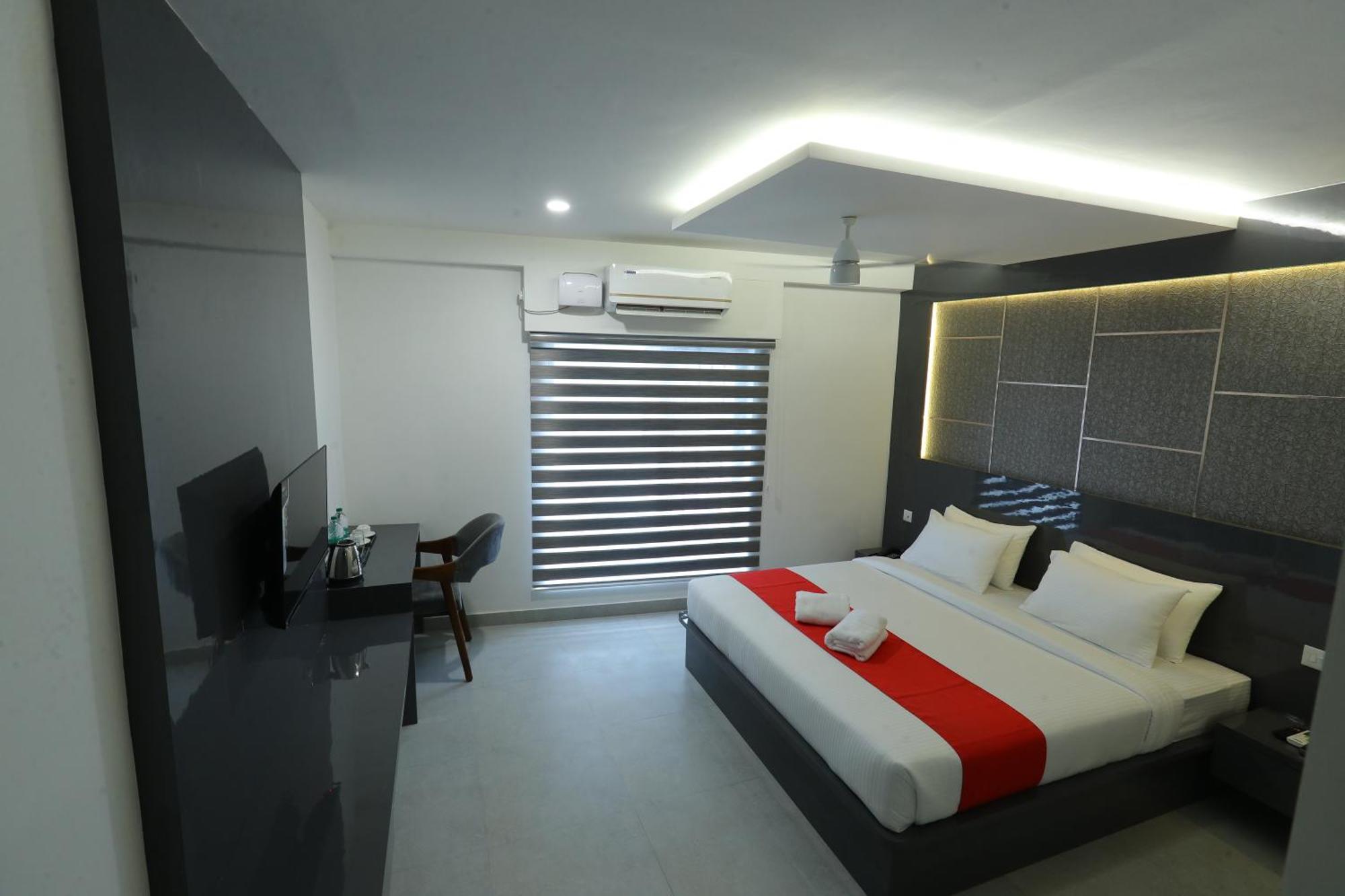 D-Luxe Hotel Kochi Eksteriør bilde